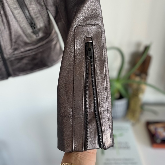 Mackage for Aritzia Women's Jacket Metallic Silver Leather New Moto Biker Sz M - Picture 13 of 17